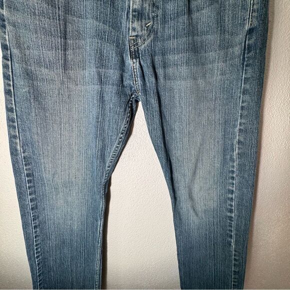 Levi’s Womens Blue Denim Jeans Boho Distressed Cowgirl Size 30 x 29 - Picture 4 of 14